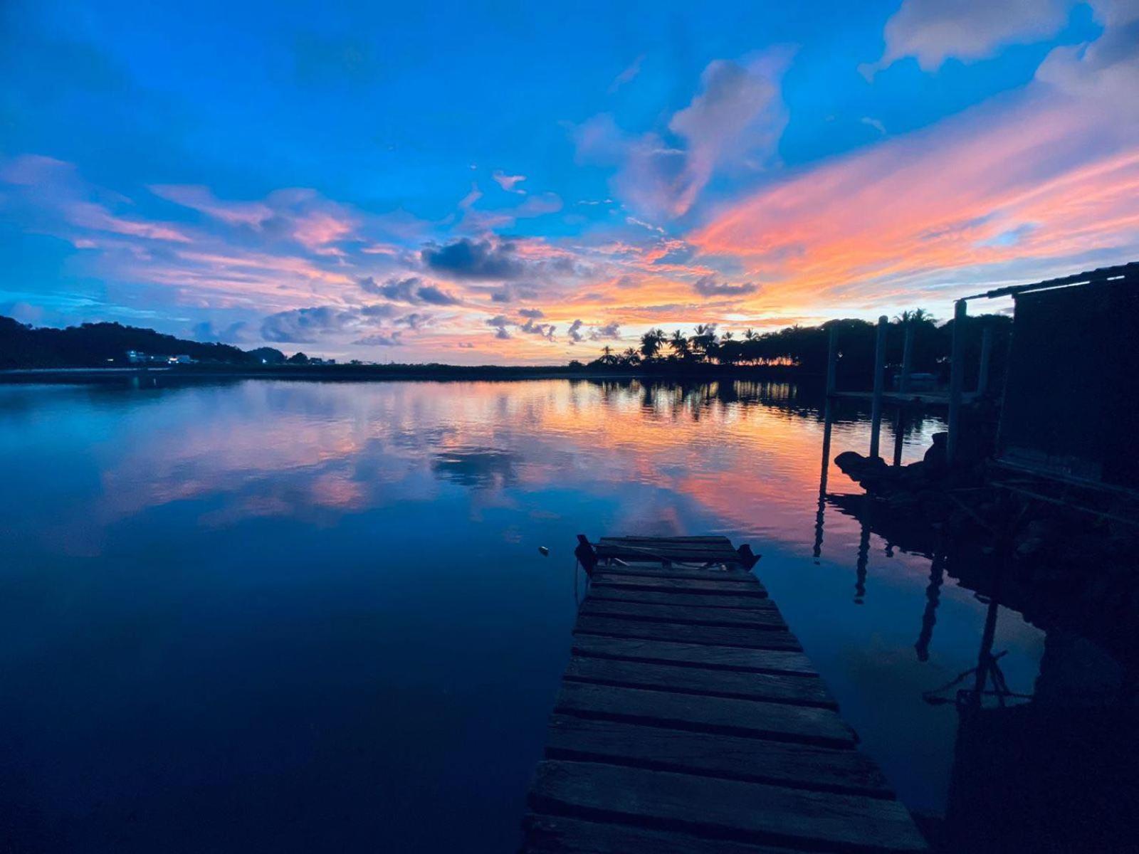 Hospedaje Quepos Buitenkant foto