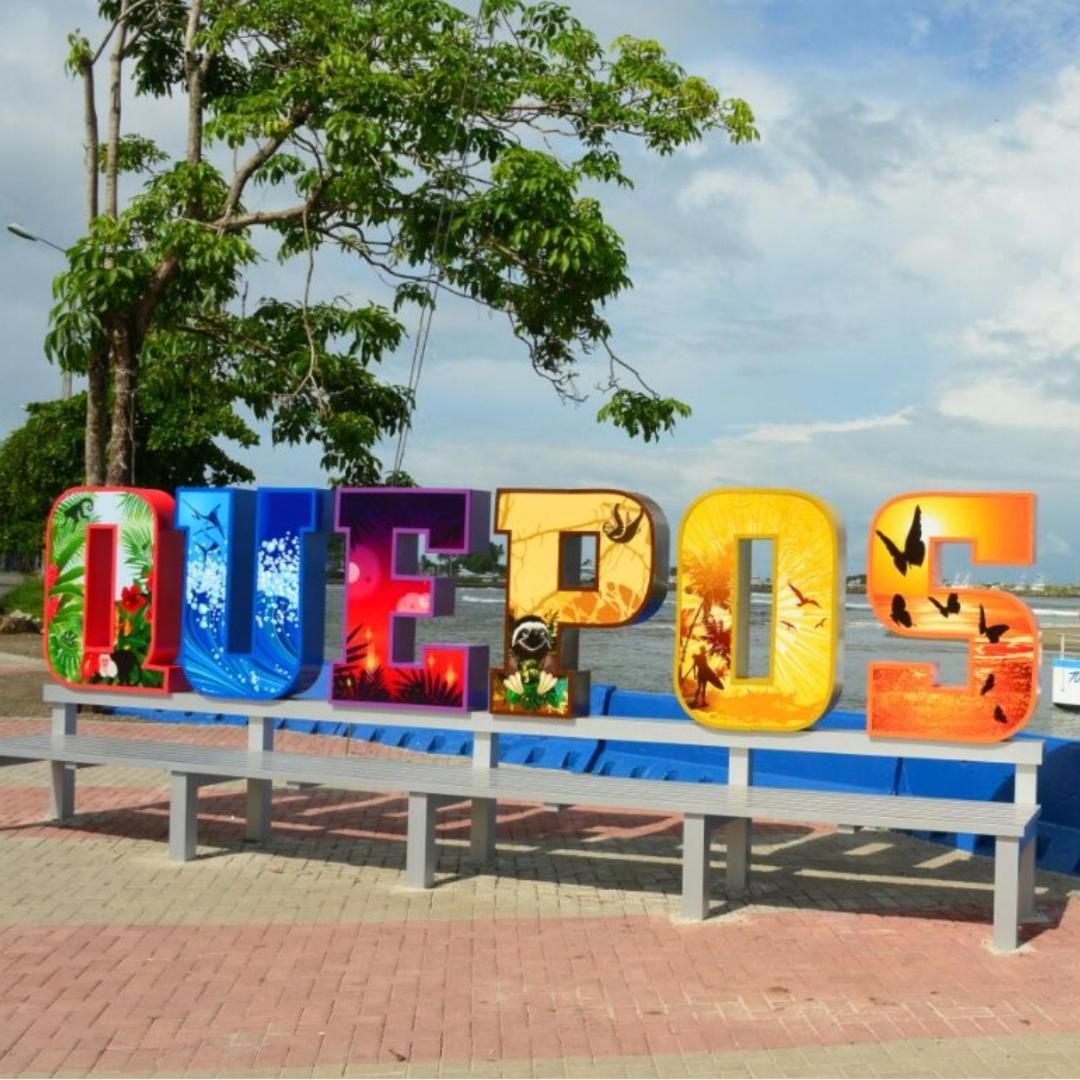 Hospedaje Quepos Buitenkant foto